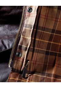 Barbour BEAUFORT - Halflange jas - braun