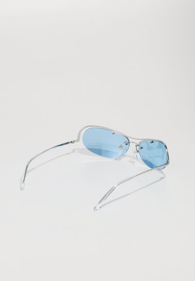 Henrik Vibskov LANA SUNGLASSES UNISEX - Óculos de sol - silver-coloured/light blue