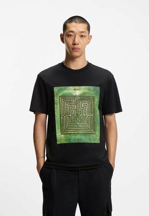 T-shirt con stampa - black one