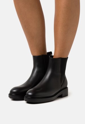 Calvin Klein, Bottines - black