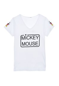 Witte katoenen t-shirt met een v-hals ontwerp. Heeft een grote zwarte "MICKEY MOUSE" print in een rechthoekig kader en kleine Mickey Mouse graphics op de mouwen.