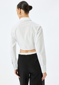 Koton ZIPPERED CROP - Camicia - off white