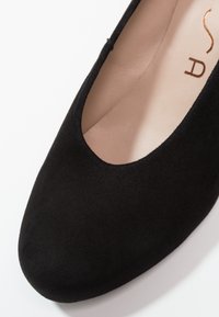 Unisa Platoo-avokkaat - black