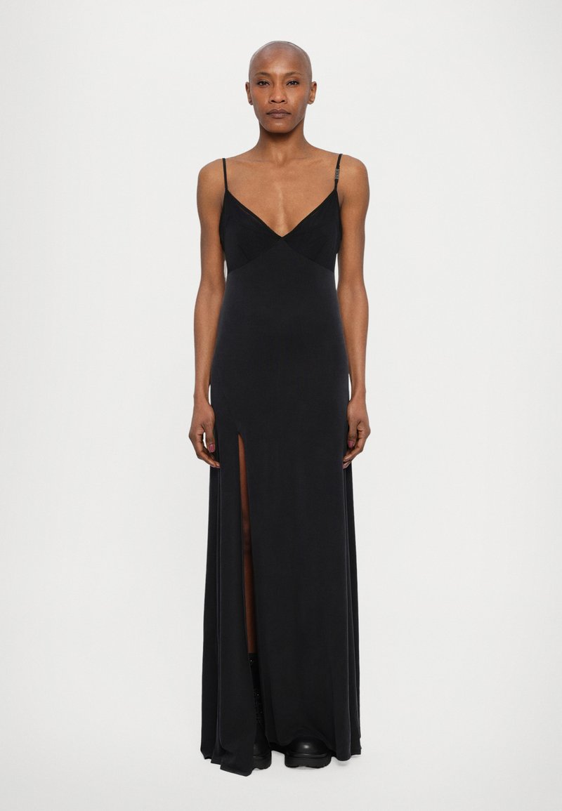black versace dress Viscose-Jersey Midi This fitted draped sleeveless midi dress is crafted from stretch crpe jersey and features Medusa 95 hardware on shoulder straps. Versace Dress Black Womens Versace