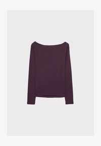 Wybrany, purple