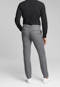 Esprit Chino - grey
