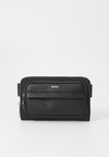 ZAIR CROSSOVER UNISEX - Sac banane - black