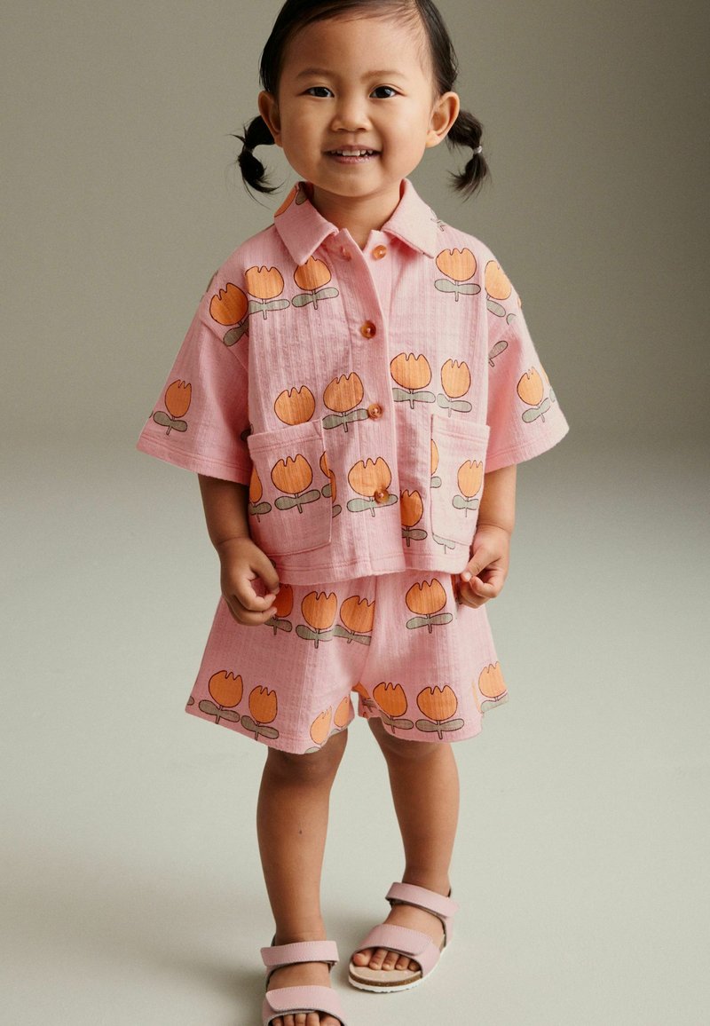 Next SHORT SLEEVE SET - REGULAR FIT - Rövidnadrágok - pink flower