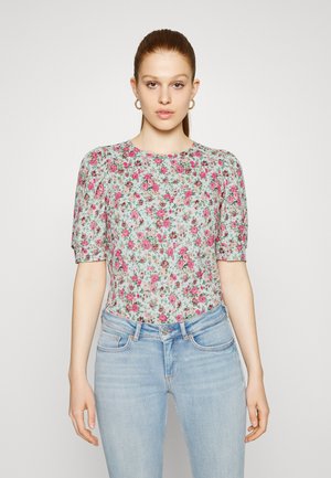 VMGELINA - T-shirts med print - cloud dancer/rose