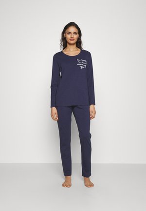 Triumph Pyjama set - skyline