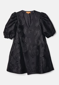 Schwarzes Kleid mit V-Ausschnitt und Puffärmeln, verziert mit wellenförmigen silbernen Applikationen. Hergestellt aus glattem, schimmerndem Stoff, midilange Ausführung.