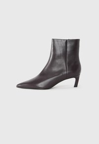 Ankle boots - fudge