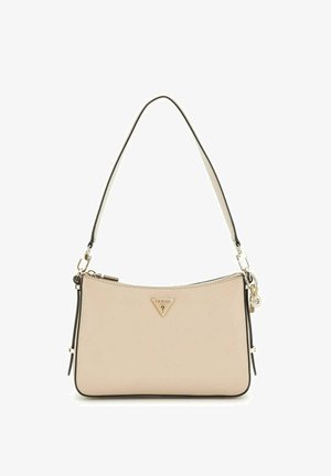 Beige rechthoekige handtas met zwarte bies, enkele schouderriem, bovenste rits en een klein driehoekig metalen Guess-logo in het midden aan de voorkant.