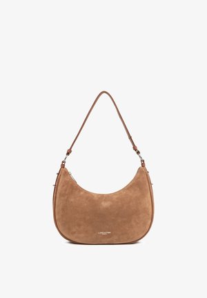 Borsa hobo in suede marrone chiaro con trama liscia, forma curva e tracolla marrone. Presenta dettagli in metallo tono argento.