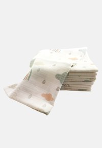 Tessuto leggero con motivi di nuvole e foglie in tonalità pastello. Texture morbida, principalmente bianca con accenti verde menta e pesco, impilato ordinatamente.