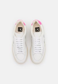 Veja V-12 - Sapatilhas - extra white/oxford grey
