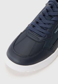 Tommy Hilfiger Trainers - desert sky