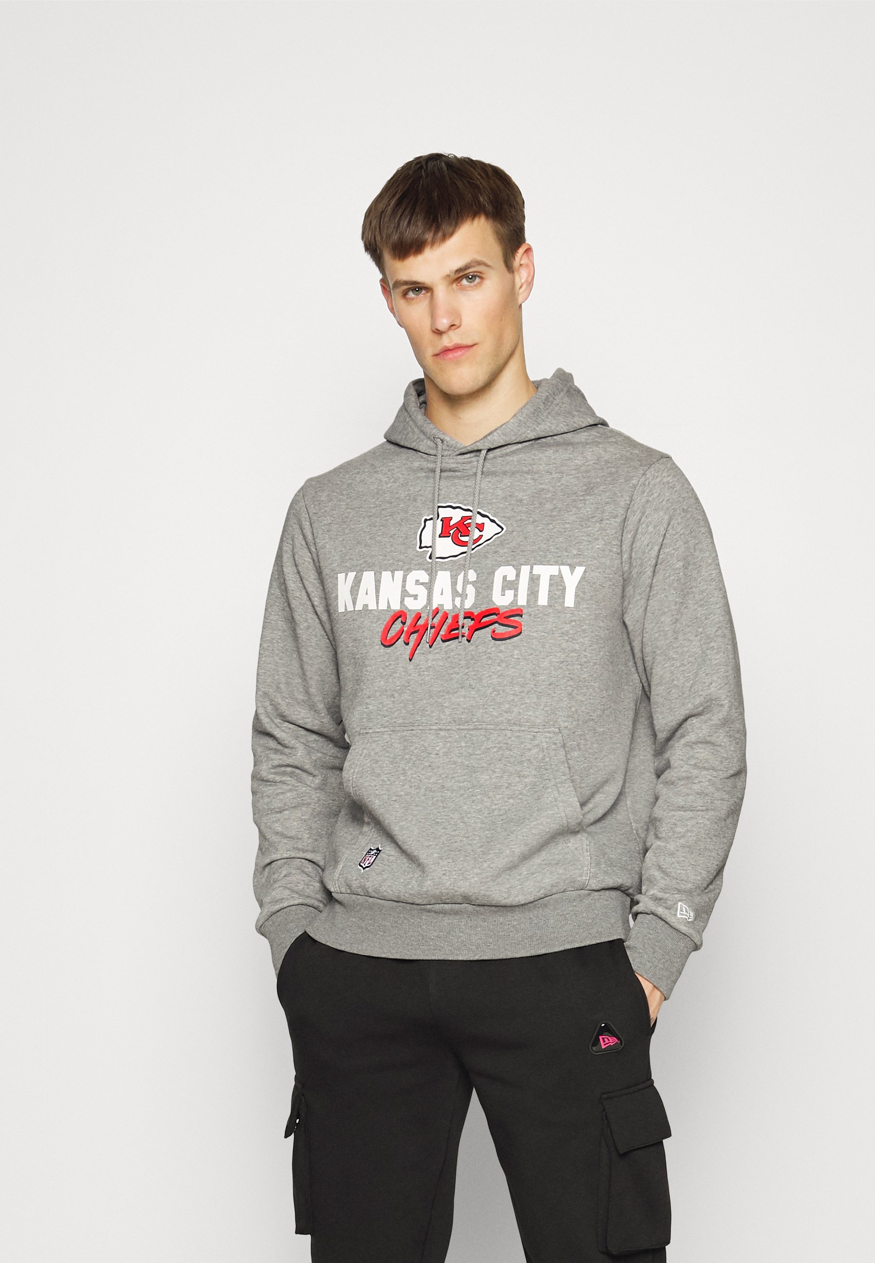 New Era NFL SCRIPT TEAM HOODY KANSAS CITY CHIEFS - Hoodie - light grey -  Zalando.de
