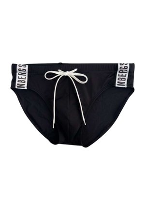 Costume da bagno slip nero da uomo con coulisse bianca e pannelli laterali bianchi con testo nero parziale.