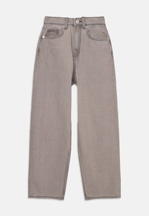 Grå jeans med vide ben, knapper og lynlås foran, med forlommer, møntlomme og synlige sømmer.