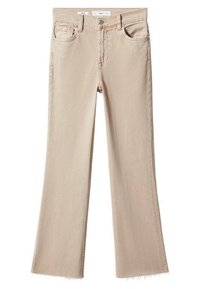 Jeans beige de pierna recta hechos de mezclilla, con un diseño clásico de cinco bolsillos, cierre de botón y detalles de dobladillo sin terminar en la parte inferior.
