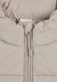 Scalpers NEW GSTAAD  - Vest - cream