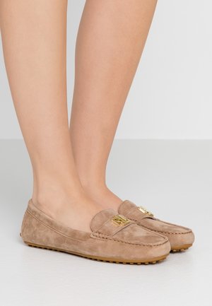 Mocassins - light brown