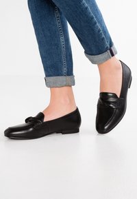 Gabor Chaussons - black