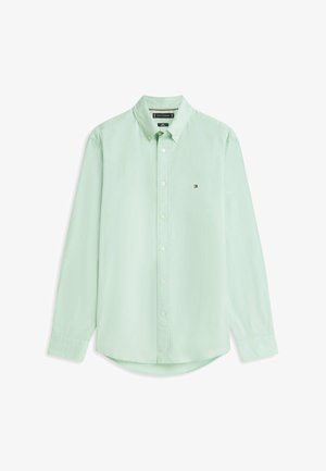 Hellgrünes langärmliges Hemd mit Knopfleiste, Kragen, kleinem gesticktem Logo auf der linken Brust und geknöpften Manschetten.