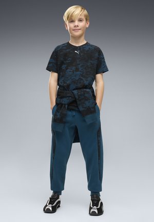 Puma, PUMA SPORT CAMO T-SHIRT - T-shirts print - midnight petrol