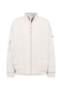 Giubbotto bomber beige chiaro con zip frontale, colletto e polsini a coste, due tasche anteriori inclinate e tasca con zip sulla manica sinistra.