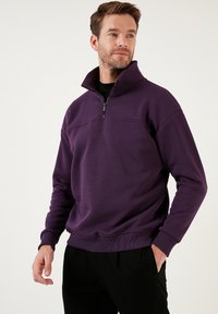 Buratti REGULAR FIT - Sportska majica - purple