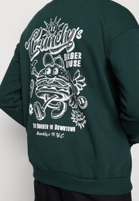 YOURTURN Felpa con cappuccio - green