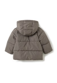 Pufferjack in gedempt grijs, met een capuchon, doorgestikt patroon en elastische boorden. Zacht, geïsoleerd materiaal voor warmte.