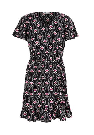 Robe en tissu noir avec un motif floral rose et blanc. Elle possède des manches courtes, un froncé à la taille et un ourlet volanté.