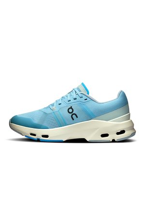On CLOUDPULSE - Training shoe - wash   malibu