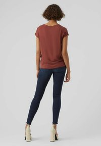 Vero Moda VMAVA PLAIN - T-shirts basic - sable
