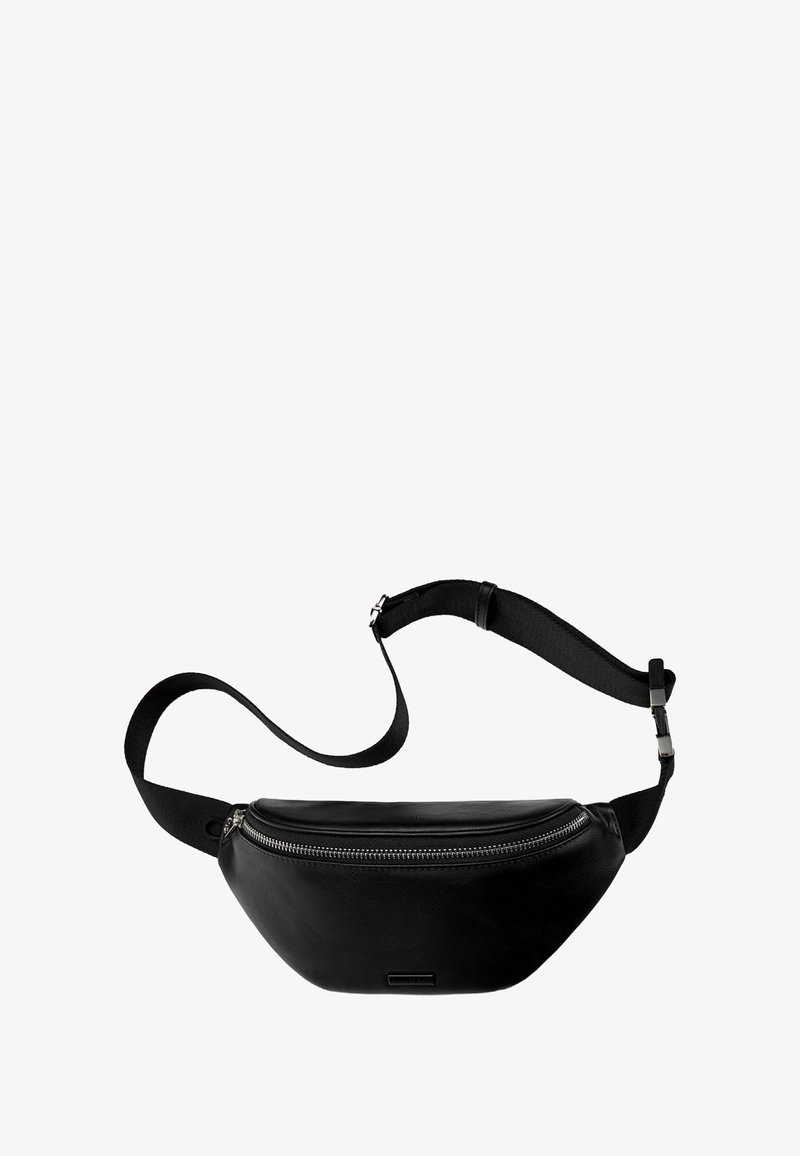 Sort læder mavebælte med lynlåslukning. Har et fladt design, justerbar rem og en glat overflade. Minimalistisk stil.