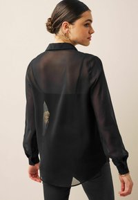 Next LONG SLEEVE PRINT SHEER   - Košilová halenka  - black floral placement
