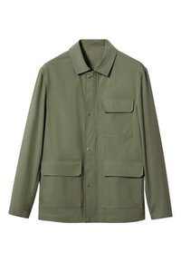 Giacca verde oliva realizzata in tessuto con una texture liscia, caratterizzata da una chiusura a bottoni, un colletto a punta e due tasche frontali.