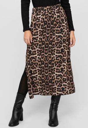LONGFORM WITH SLIT - A-Linien-Rock - leo