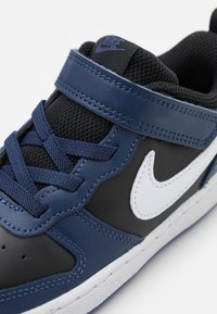 Nike Sportswear NIKE COURT BOROUGH LOW 2 (TD) - Sapatilhas - midnight navy/black/dark purple/dust white