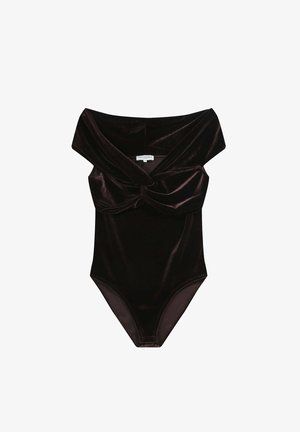 Bodysuit en velours noir à épaule dénudée avec un détail en nœud torsadé au niveau de la poitrine et une coupe ajustée en bas.
