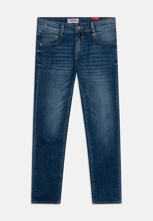 Jeans ajustados de mezclilla azul oscuro, con un diseño clásico de cinco bolsillos y un ligero desgaste. Cierre con botón metálico en la cintura.