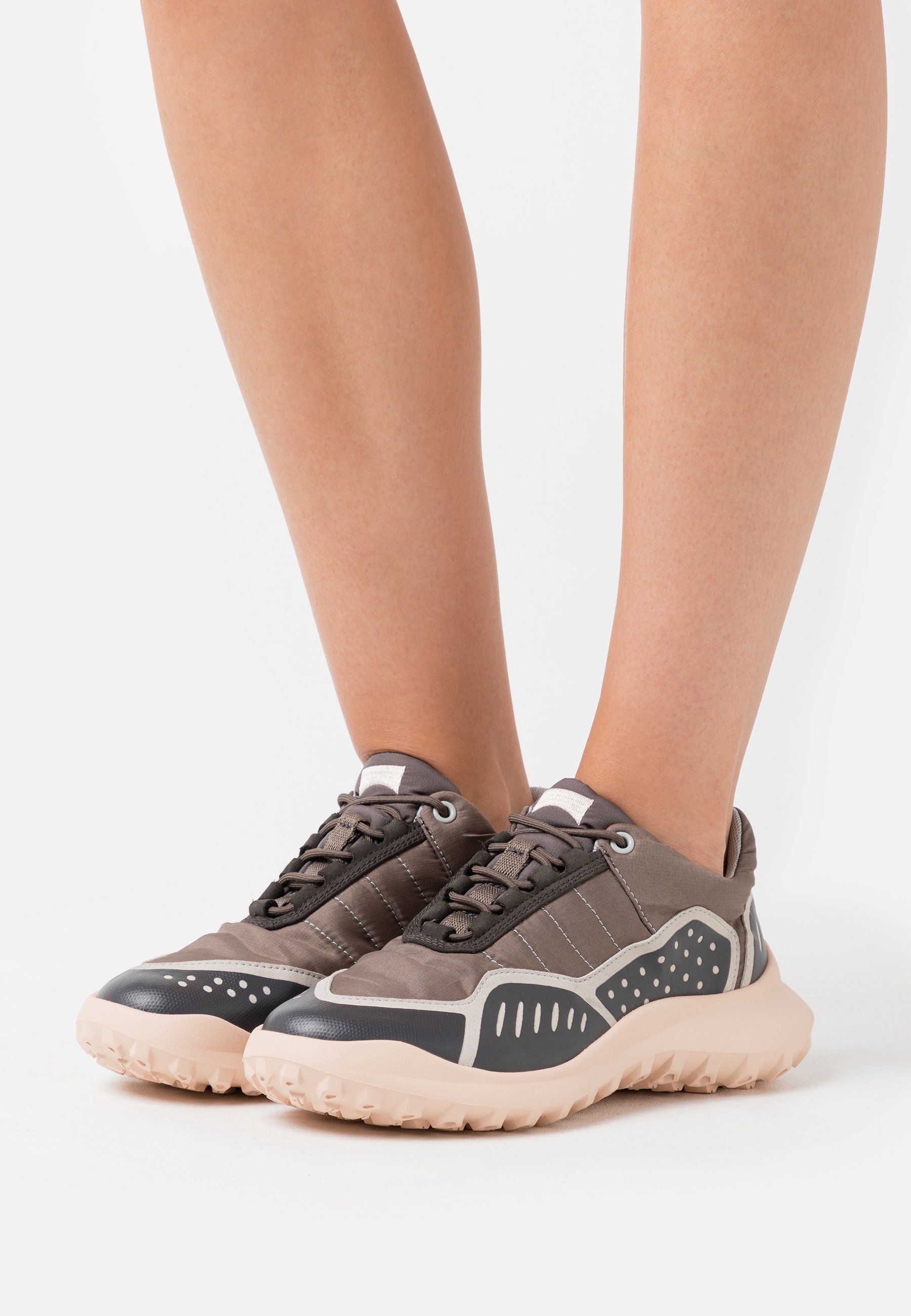 Men's Sneakers Gore-Tex CAMPER CRCLR K300372-005 | Apia