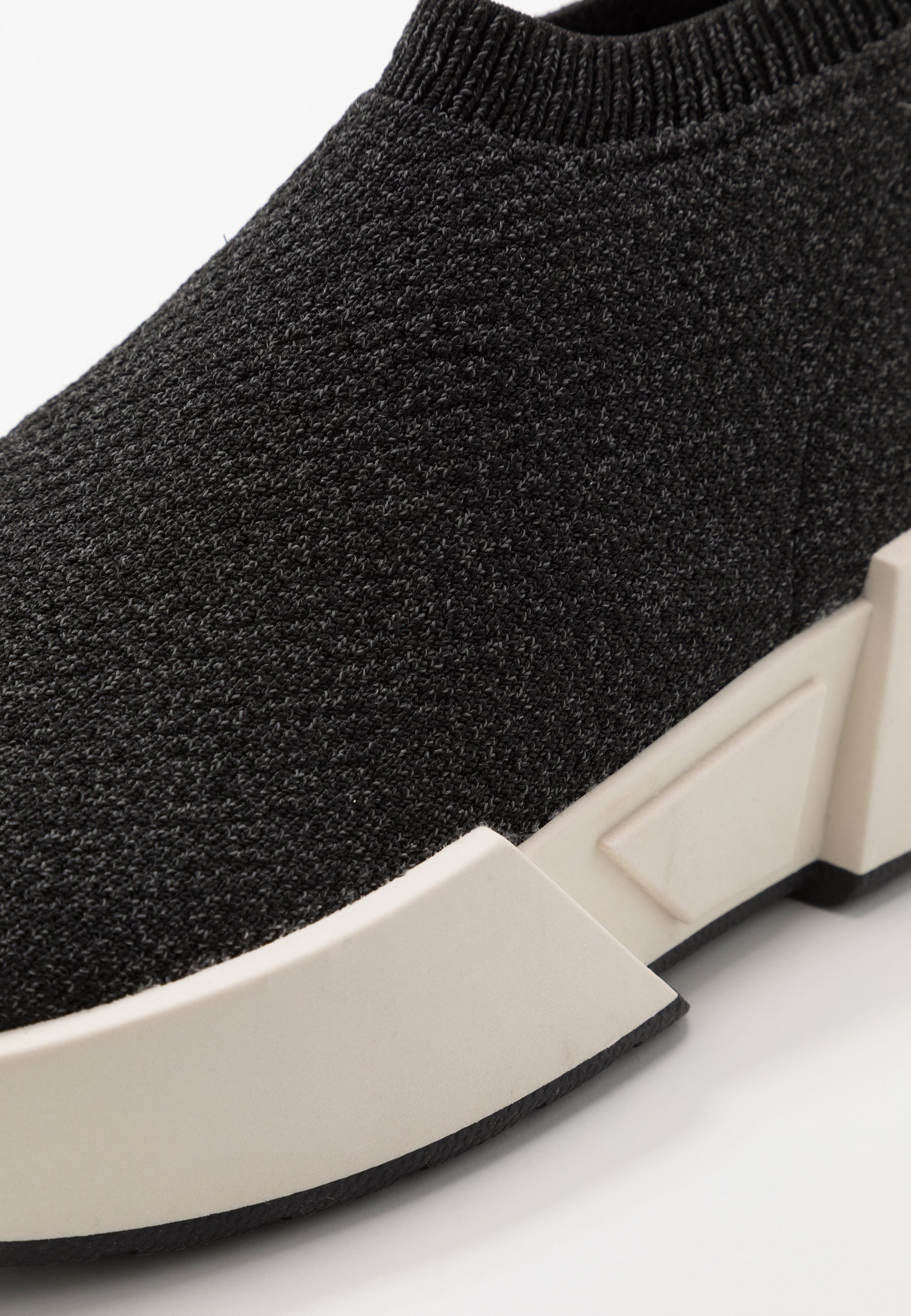 dkny marcel trainers