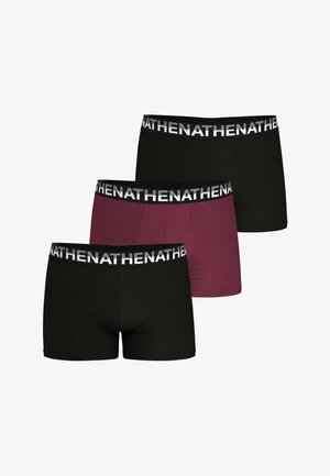 Trois paires de sous-vêtements pour hommes : une noire, une bordeaux, une noire, toutes avec une ceinture élastique noire portant une marque blanche.