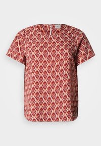 Δεν επιλέχθηκε, equestrian red