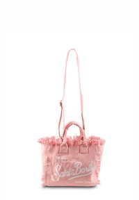 Borsa tote rosa con bordi sfibrati, manici doppi e tracolla regolabile. Presenta una scritta bianca che recita "Il posto giusto è Saint Barth".