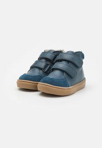 Petit Nord Copenhagen TOASTY UNISEX - Krõpsuga jalatsid - blue